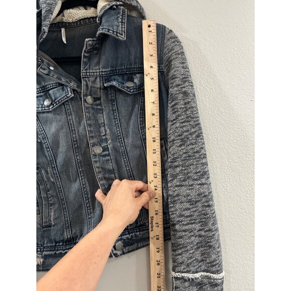 Free People Denim/Knit Hoodie Womens  Jacket in Indie Wash Size Small - Picture 6 of 9